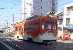 阪堺線の電車の写真